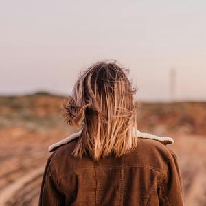 괜히 편해 (Feels Easy)