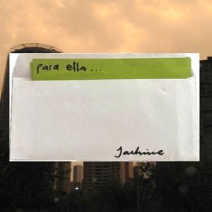 para ella