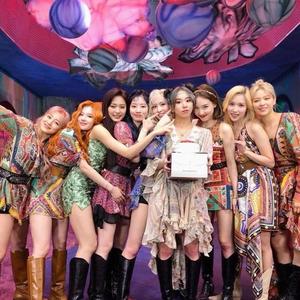 MORE & MORE（伪现场版）（翻自 TWICE）