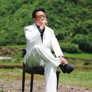 一个穷男人的爱情之路