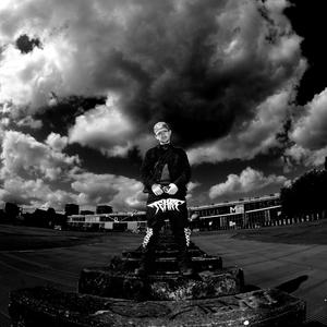 Lockers (feat. Honest)