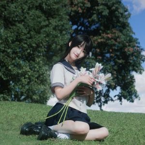 白衣少年-易卿辰