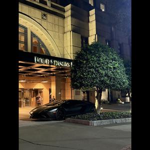 Picture Perfect (feat. Hunnids)