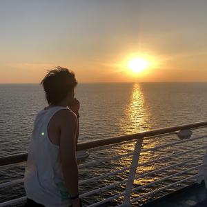 裂缝的阳光（黑暗）