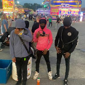 FLIGHT (feat. kuviovo & iballbecauseofyou)