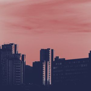 在武康路数人头