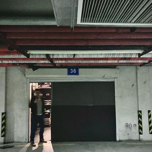 失控的不明飞行物