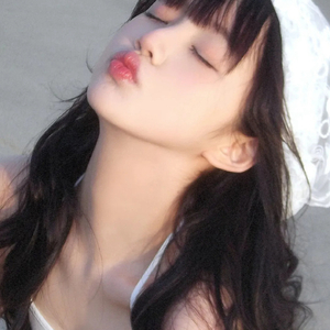 她爱过我一阵子 我记了她好几年