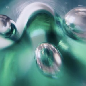 透ける (feat. 名村辰)