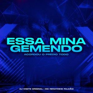 Essa Mina Gemendo Acordou o Prédio Todo