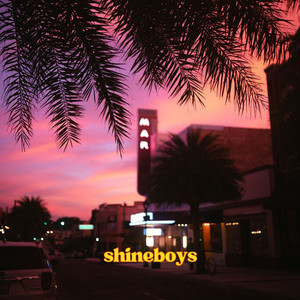 ยังติดอยู่ที่เดิม