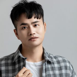 站在远方祝福你