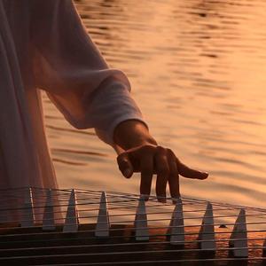 挤牛奶 (古筝考级曲)