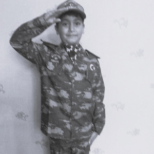 Eskiye Düşmekten Kaçış Yok (Çekmecede)