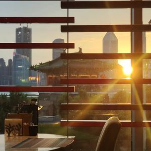 スクリーンの向こうの夜 伴奏