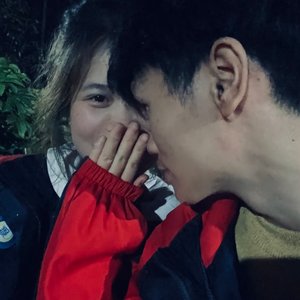 把回忆拼好给你.