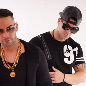 Loca (feat. Osmani Garcia)