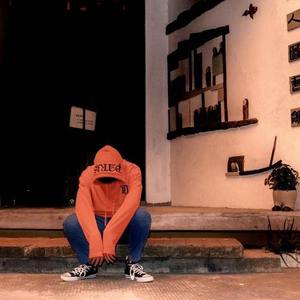 Waiting for the show