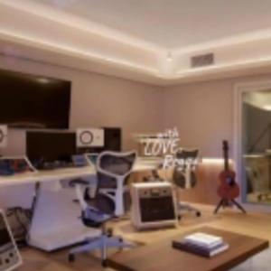 Nightcore X Reggy Roach