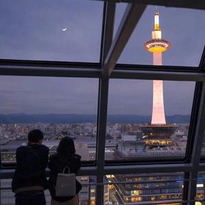 水木年华-在他乡（DJ版）（民浩 / 小熊大盗饼干 remix）