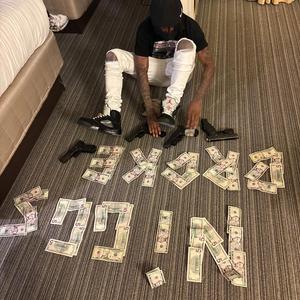 Ski'ed up (feat. Lil bookie)