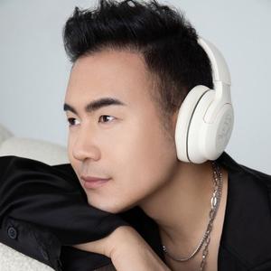搀扶