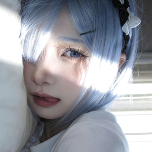 她的微笑