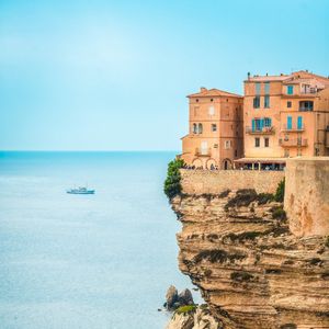 请不要把我忘记在凌晨两点半