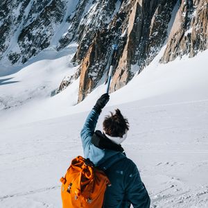 琴键间流淌的恋曲
