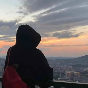 灯塔与年华