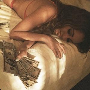 use yo head (feat. nettspend)