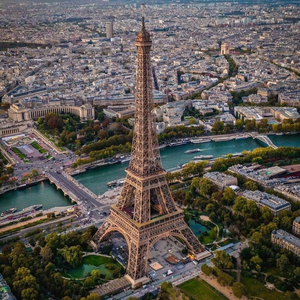 PARIS