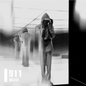 911