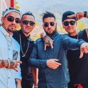 Detener el tiempo (feat. B Cruz La manucrita, El Rojo Carmesi & Deiro King)