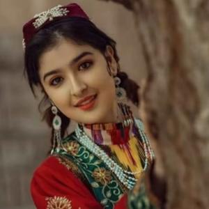 Man kandak kilay(老歌)