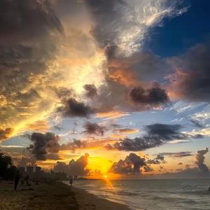 Ecoute Cherie  (听好了亲爱的我没时间)