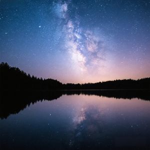 星河映影