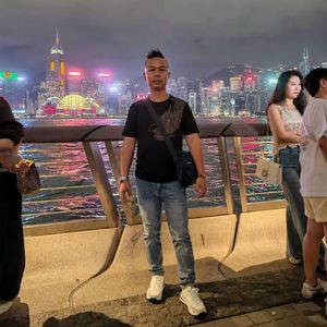 梦中女郎编广州塔小蛮腰
