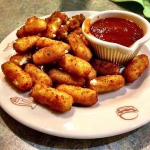 MOZZERELLA STICKS