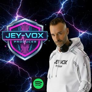 Fractured Light - (House Music)