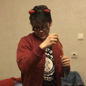 Не(,)идеальный мир