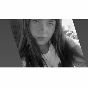 LoreStar-Ya no creo en el amor