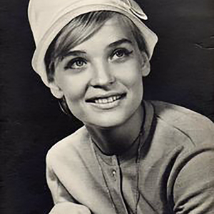 Но Почему Среди Них Нет Тебя...