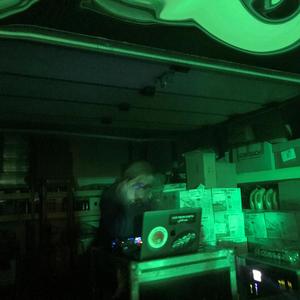 Mietzekatze (Koala Sampler Live Jam) (Live)