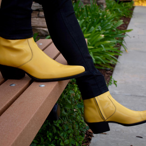 나를 비웃어 (Laugh At Me)