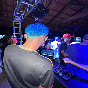 Tu vem vindo cá xereca