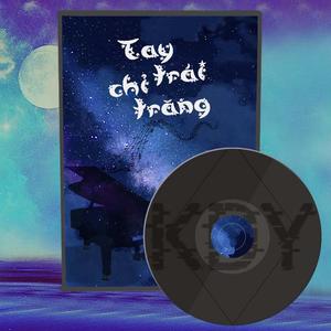 Tay Trái Chỉ Trăng