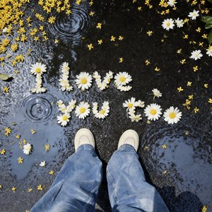 地铁里空荡的心