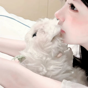 发丝缠绕成戒指