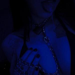 Stomp Em Out (feat. FXCKJAMiE)